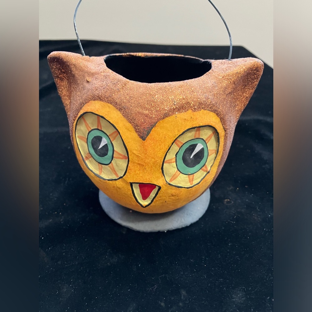Vintage Inspired Halloween PaperOwl Bucket w/Handle 5”Handpainted with Glitter - Picture 2 of 10